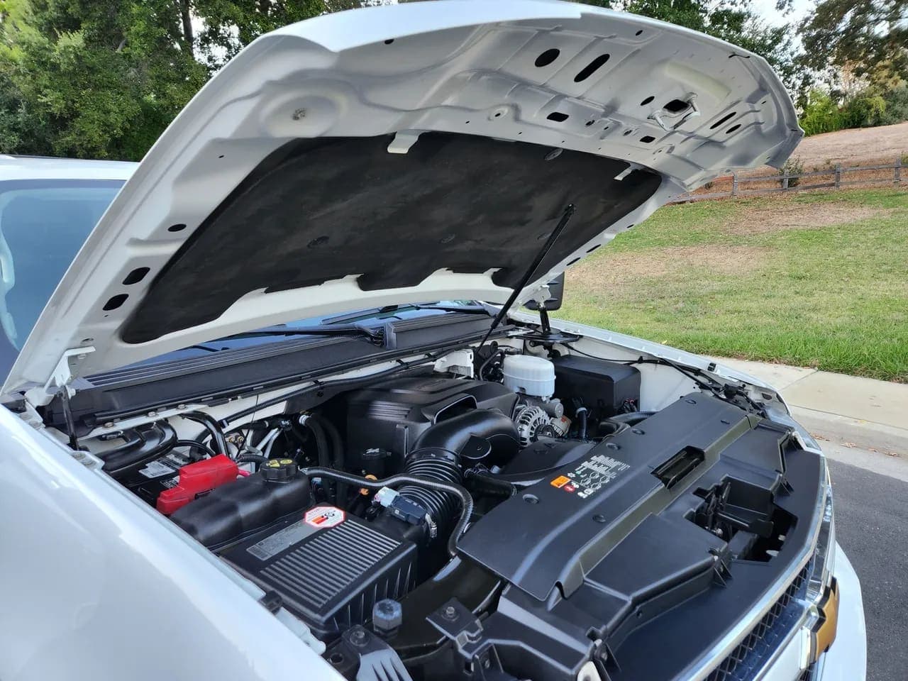 2012 Chevrolet Suburban 2500, view