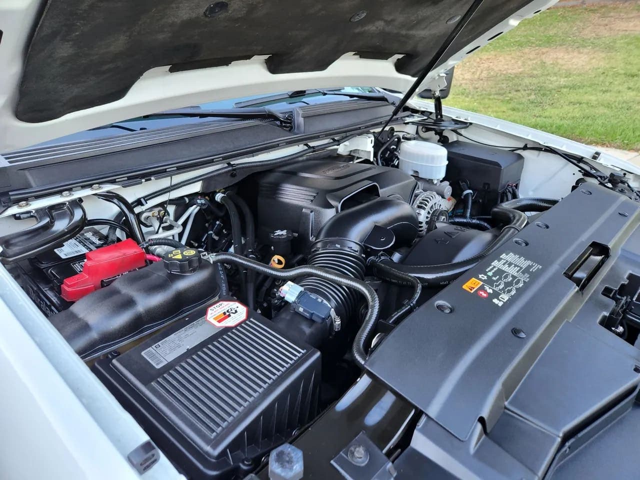 2012 Chevrolet Suburban 2500, view