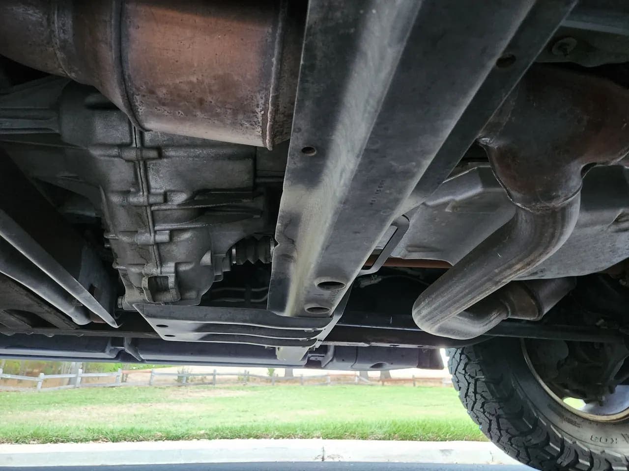2012 Chevrolet Suburban 2500, view