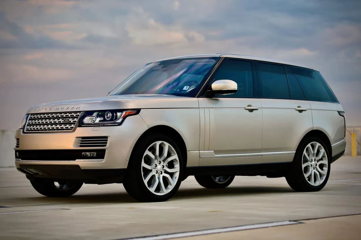 2016 Land Rover Range Rover exterior