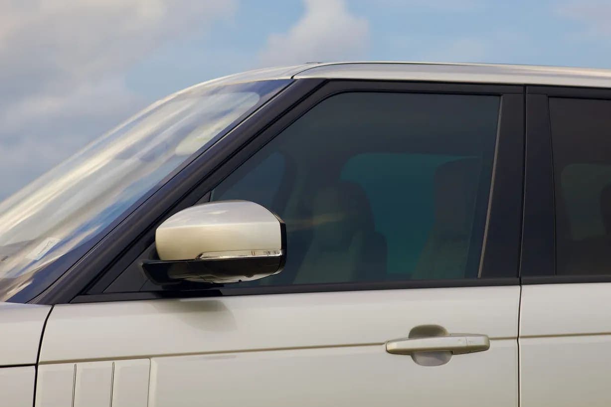 2016 Land Rover Range Rover, view