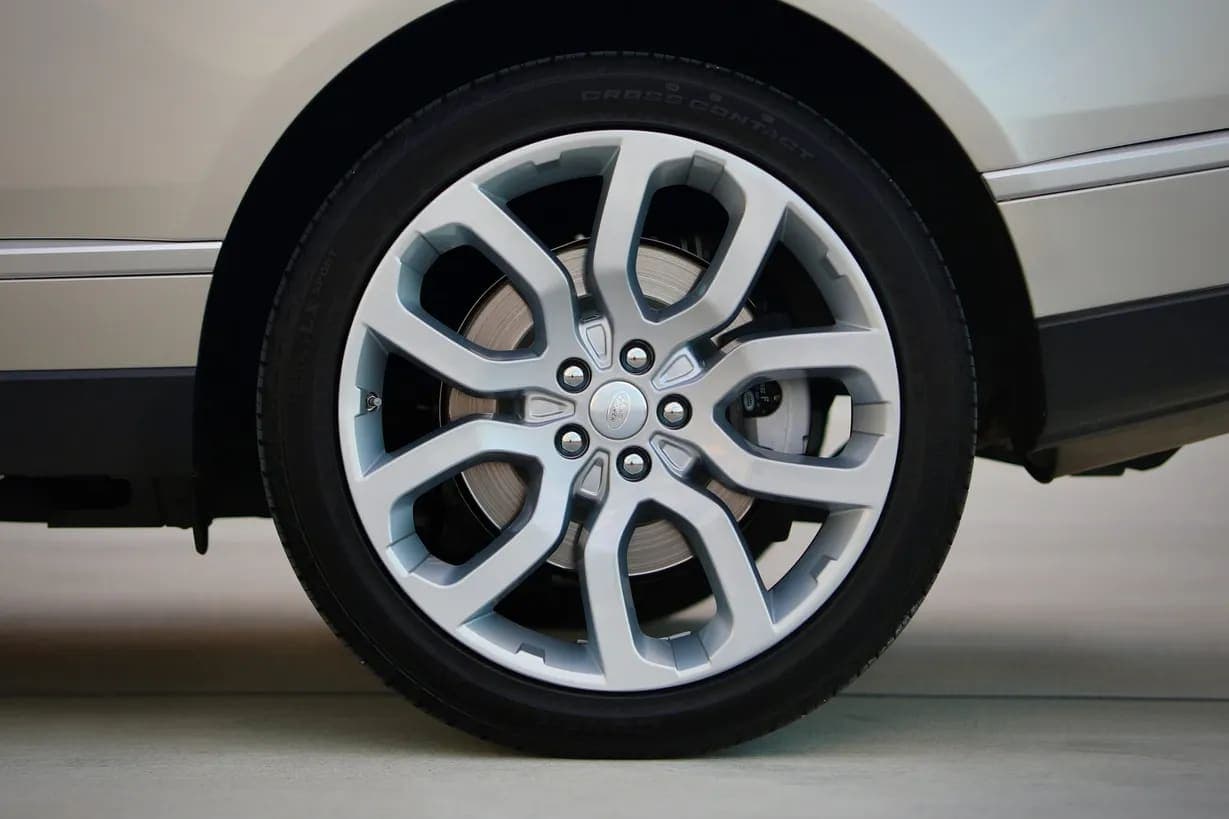 2016 Land Rover Range Rover, view