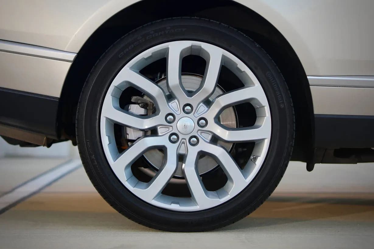 2016 Land Rover Range Rover, view