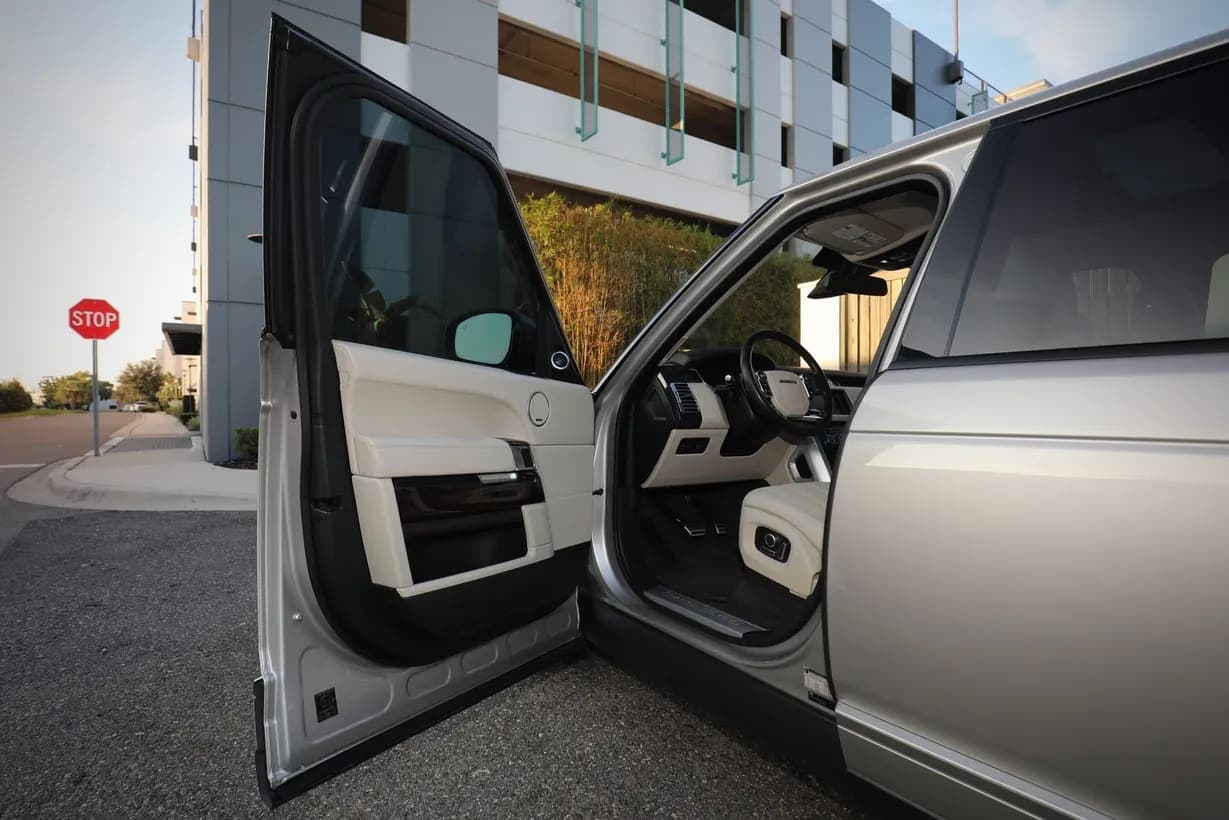 2016 Land Rover Range Rover, view