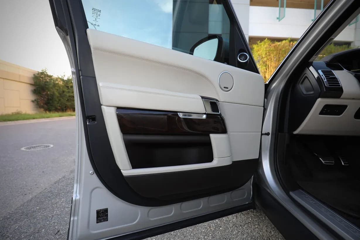 2016 Land Rover Range Rover, view