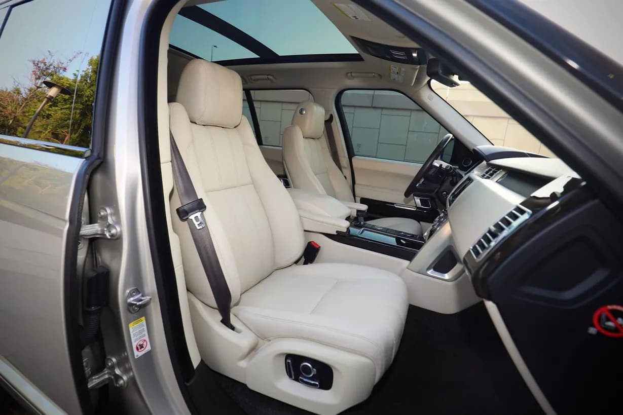 2016 Land Rover Range Rover, view