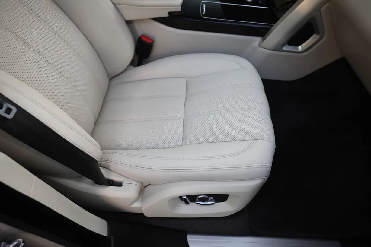 2016 Land Rover Range Rover, view