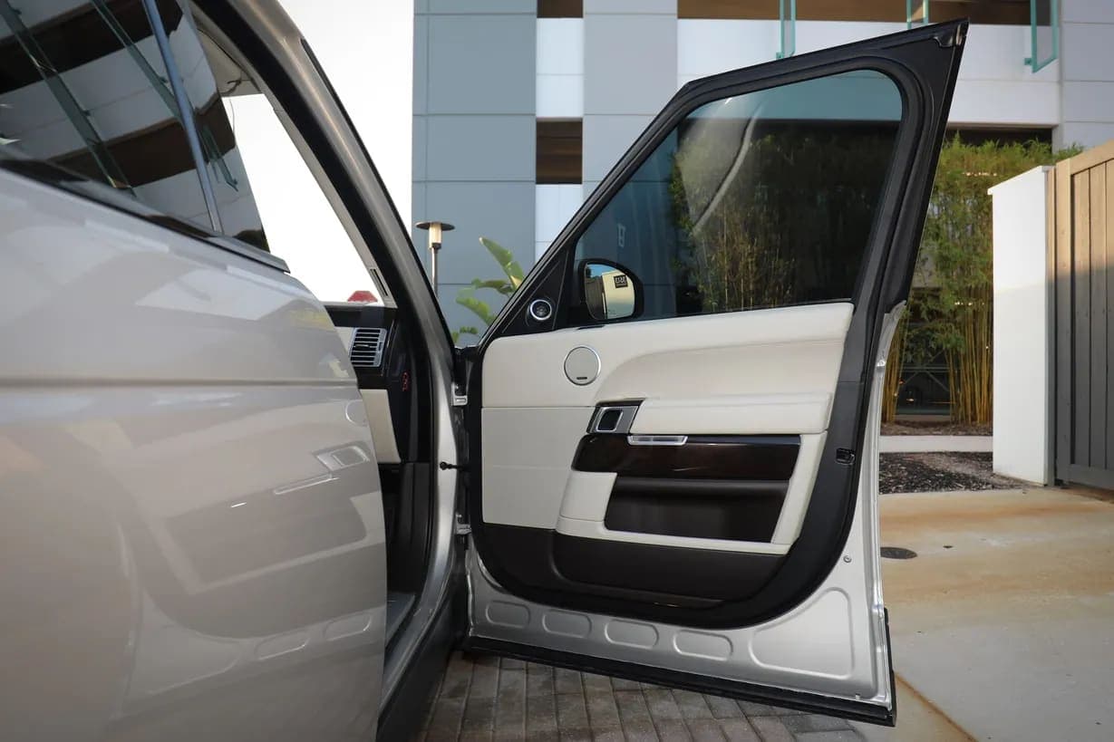 2016 Land Rover Range Rover, view