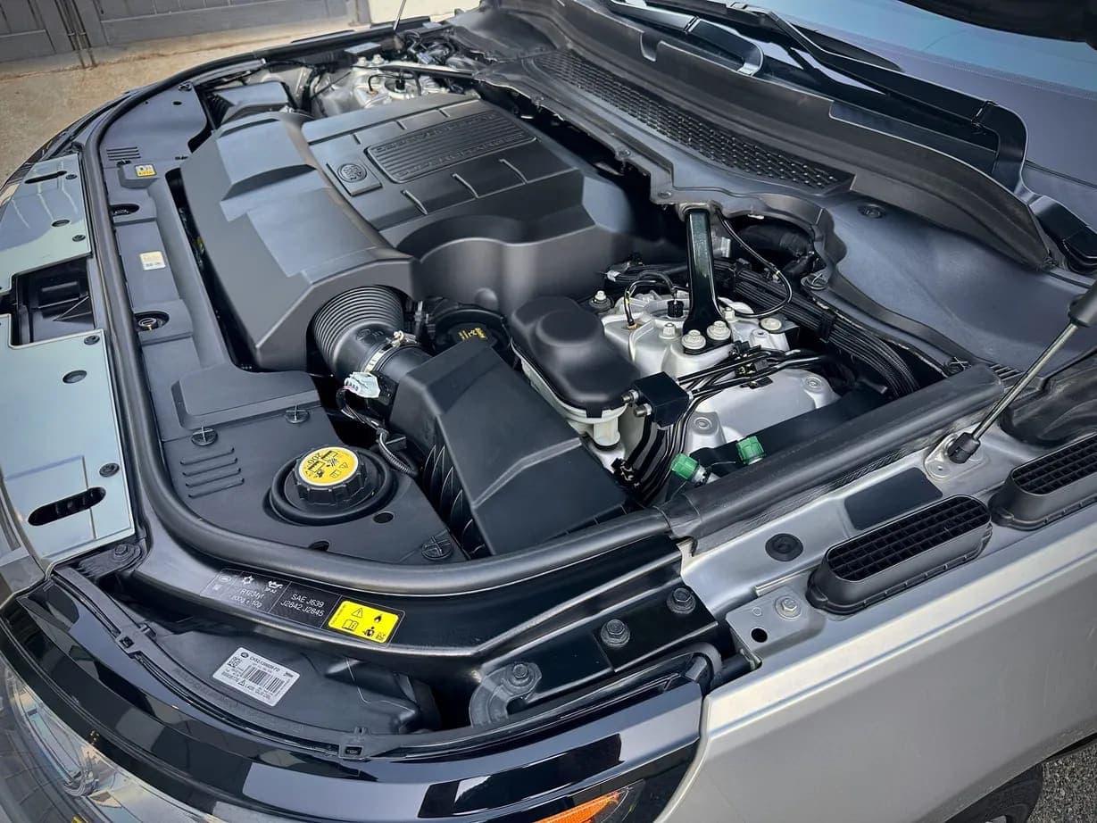 2016 Land Rover Range Rover, view