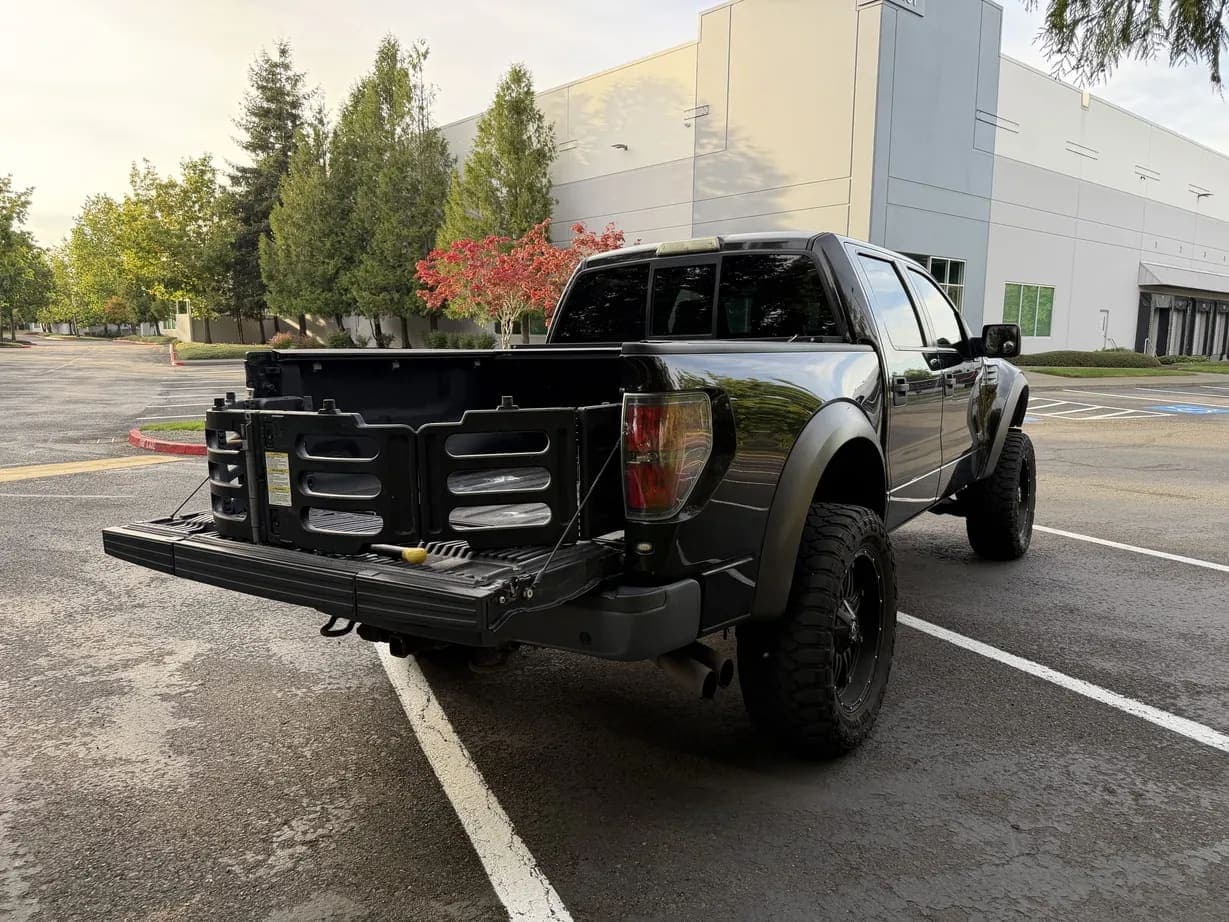 2013 Ford F-150 SVT Raptor, view