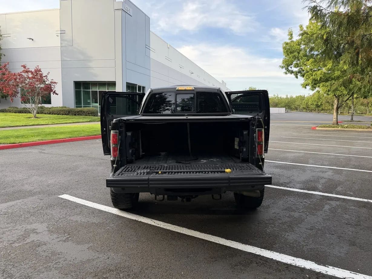 2013 Ford F-150 SVT Raptor, view