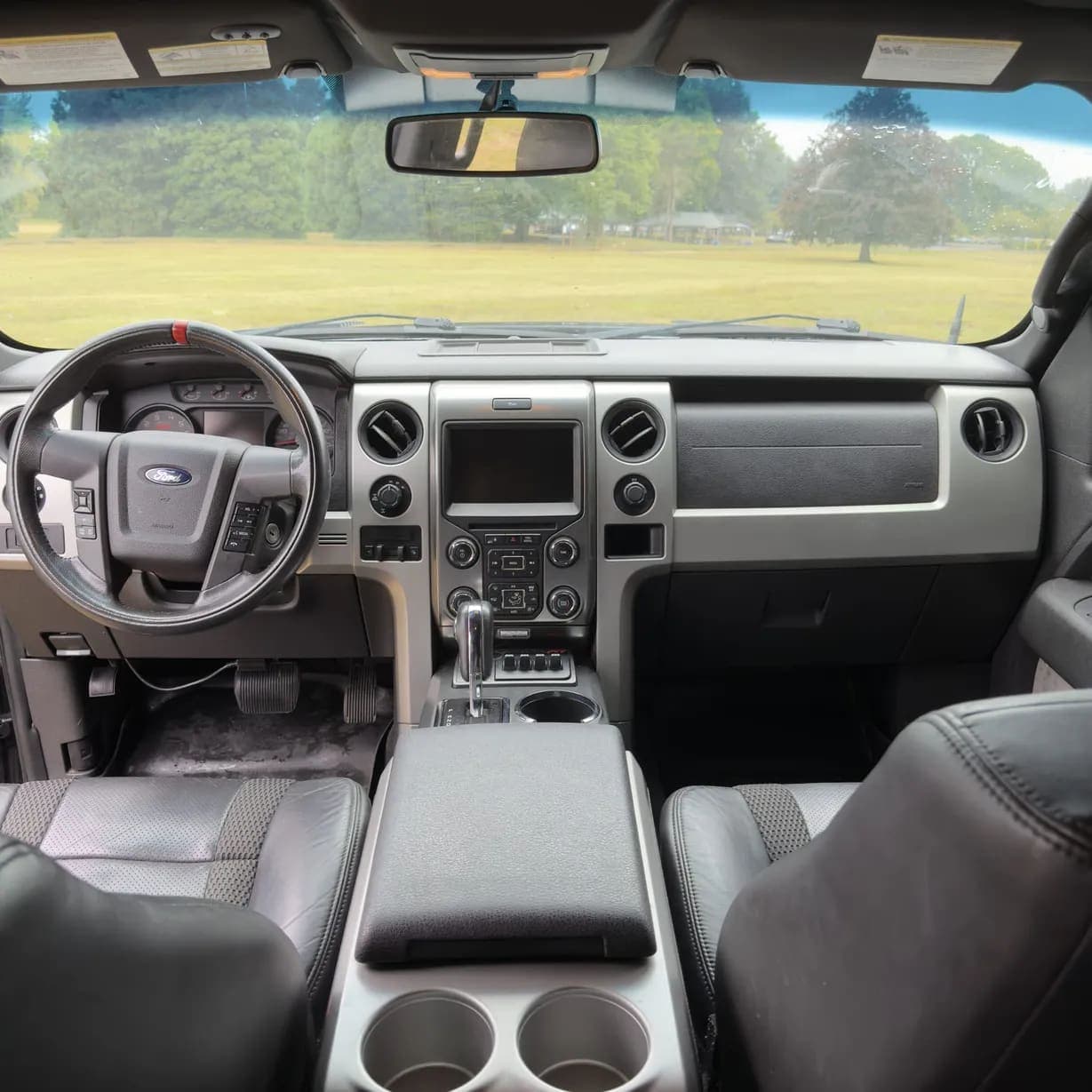 2013 Ford F-150 SVT Raptor, view