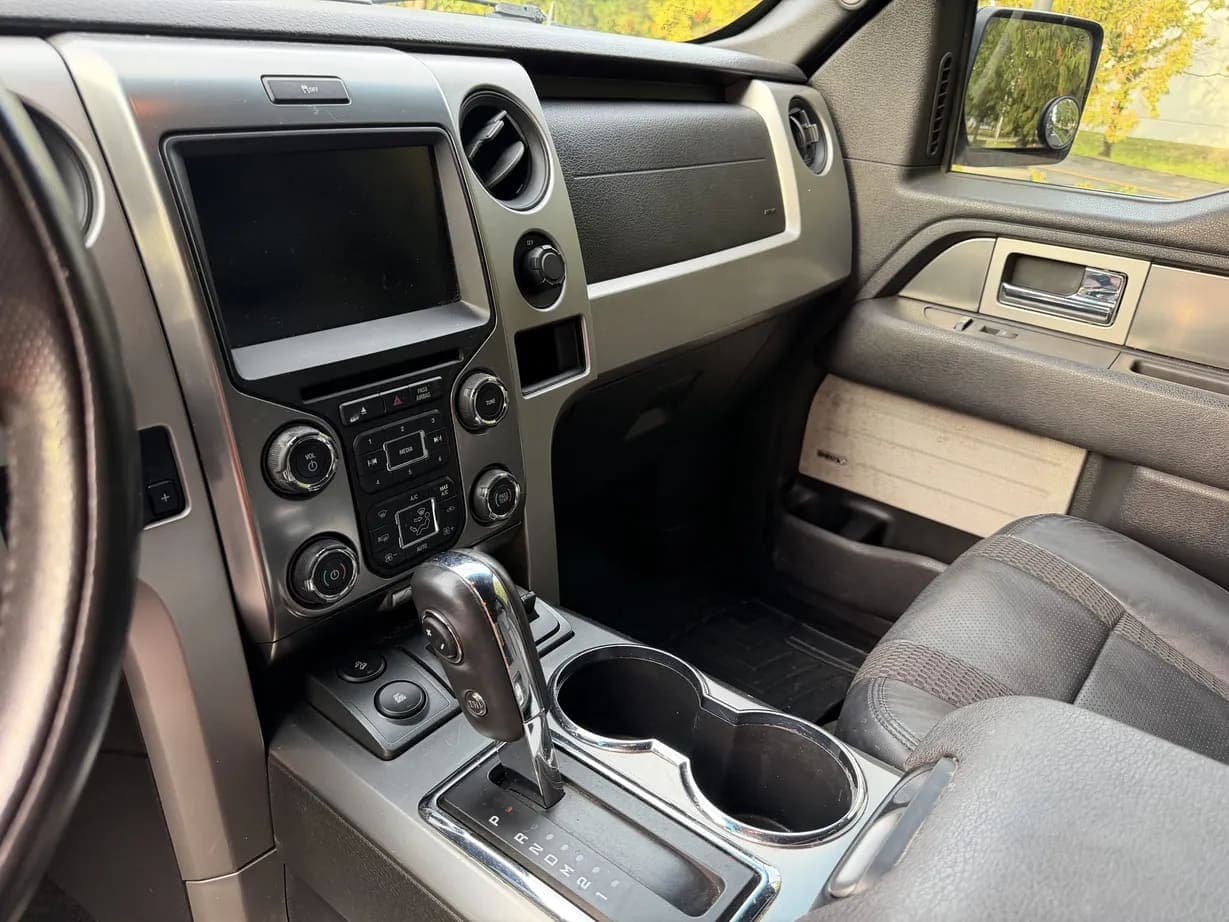 2013 Ford F-150 SVT Raptor, view