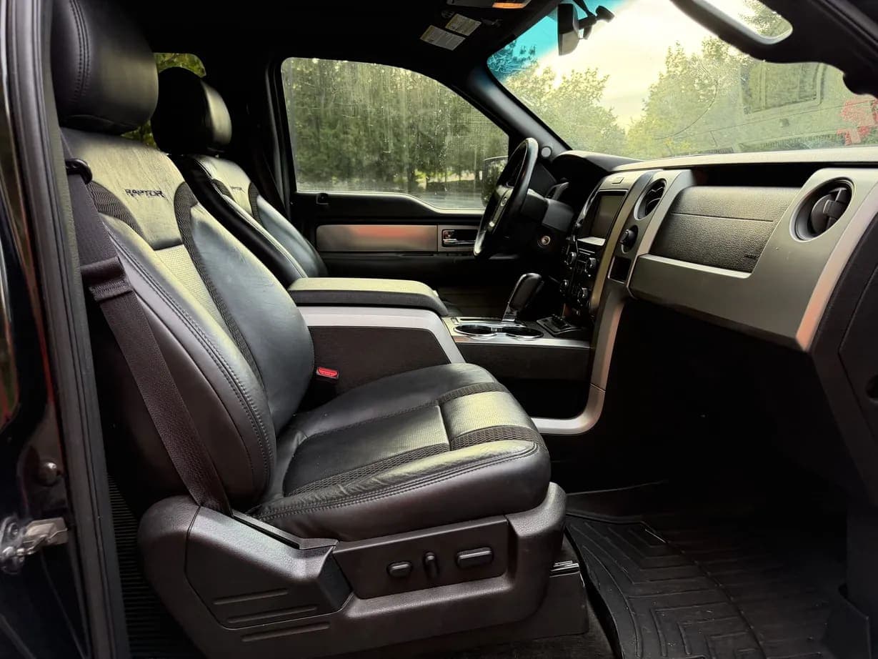 2013 Ford F-150 SVT Raptor, view