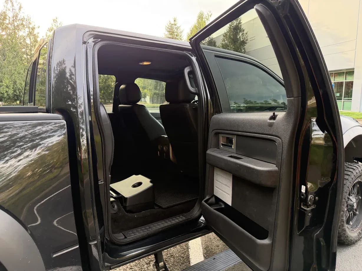 2013 Ford F-150 SVT Raptor, view