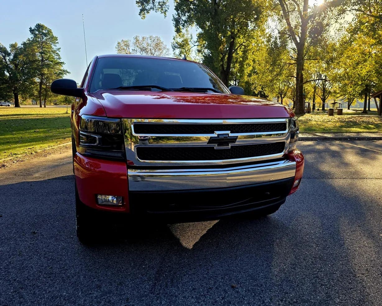 2007 Chevrolet Silverado 1500, view