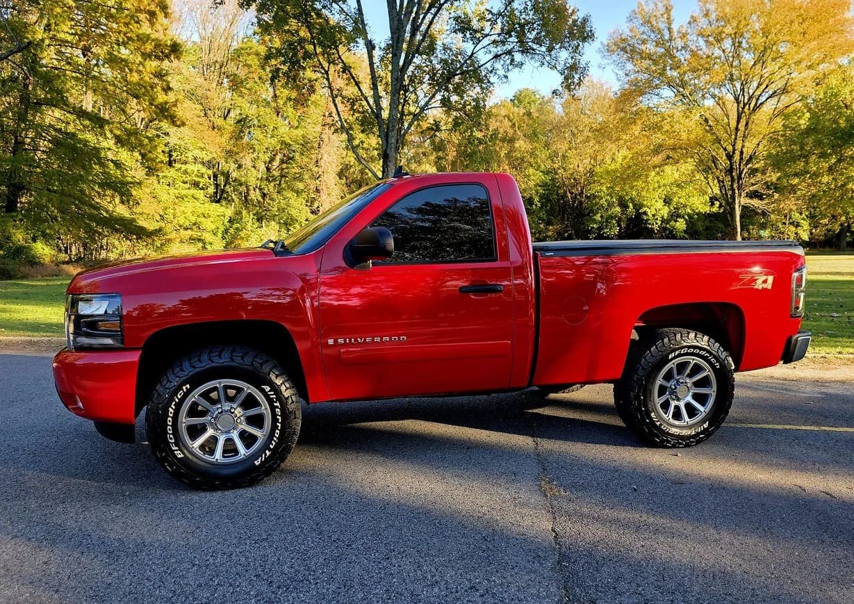 2007 Chevrolet Silverado 1500, view