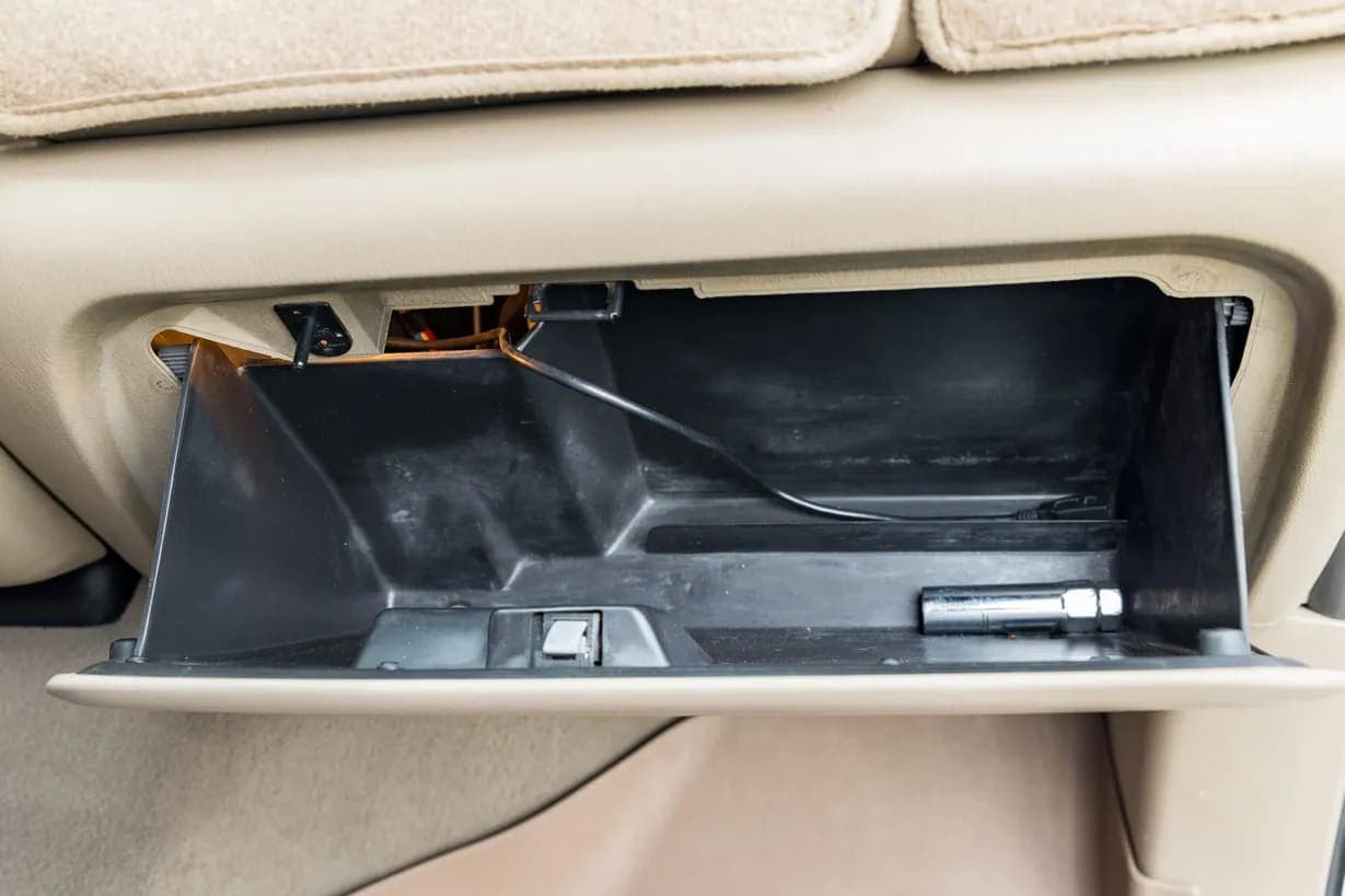2005 Ford Excursion, view