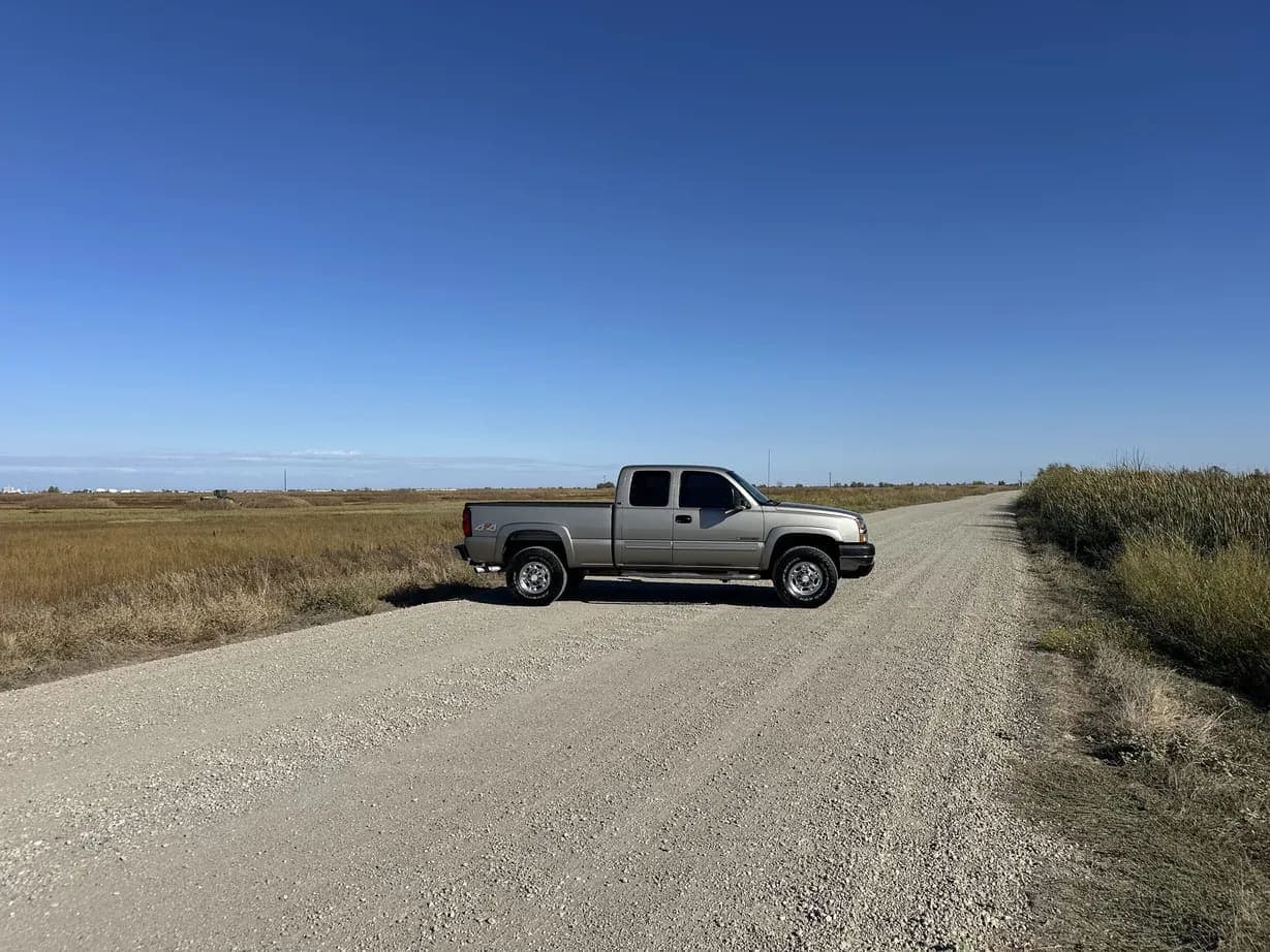 2003 Chevrolet Silverado 2500HD, view