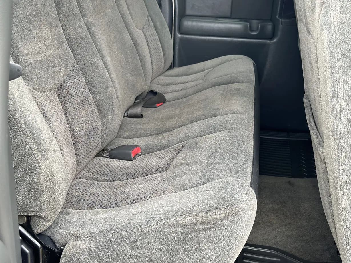 2003 Chevrolet Silverado 2500HD, view