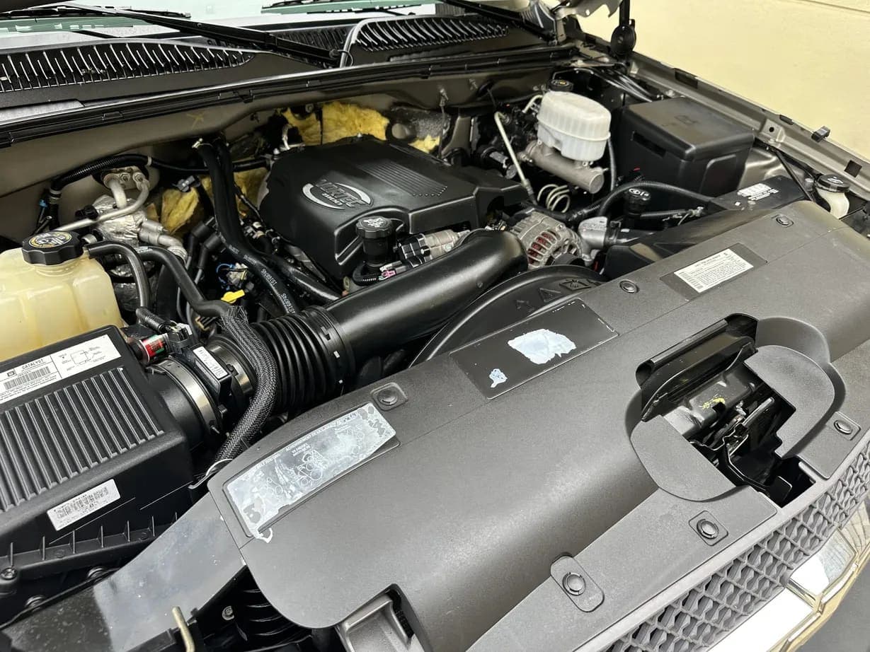 2003 Chevrolet Silverado 2500HD, view