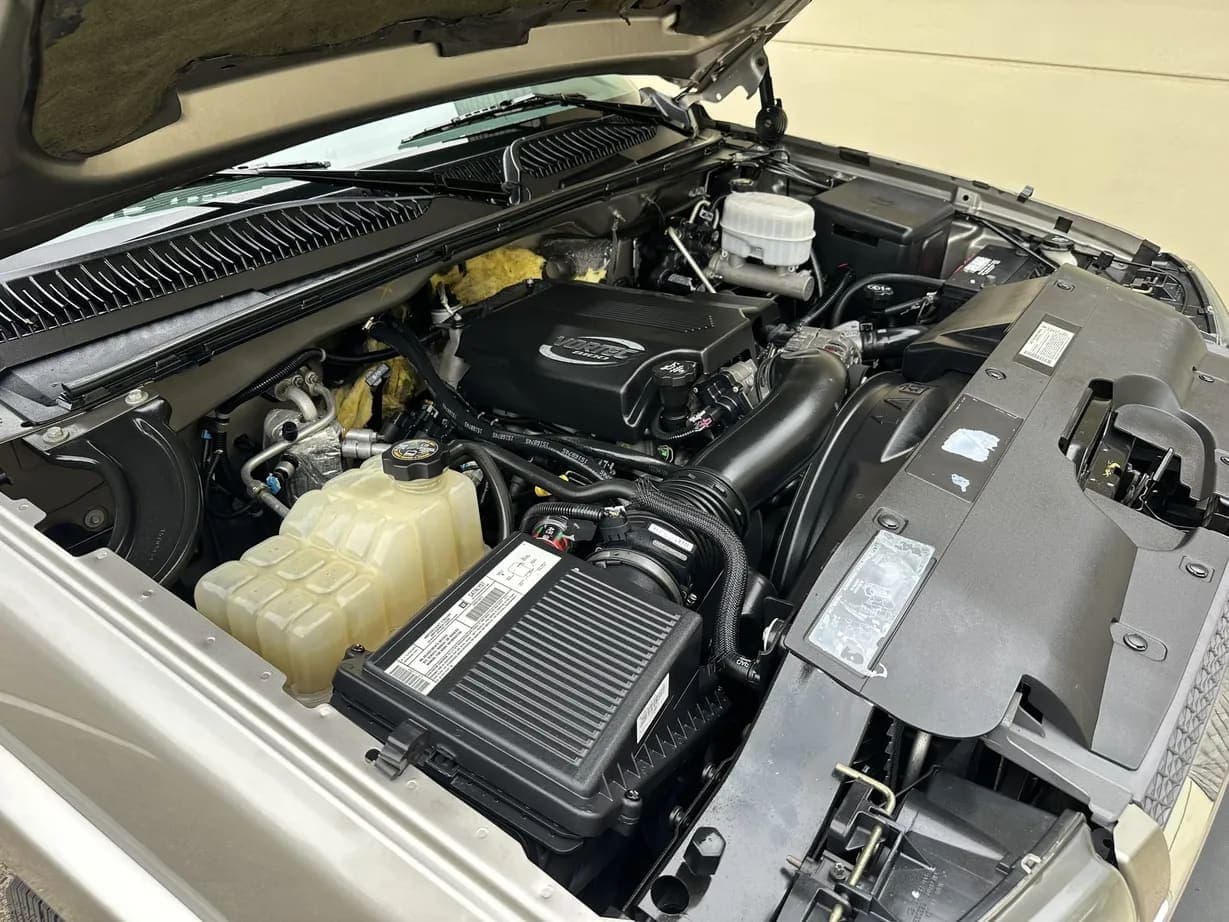 2003 Chevrolet Silverado 2500HD, view