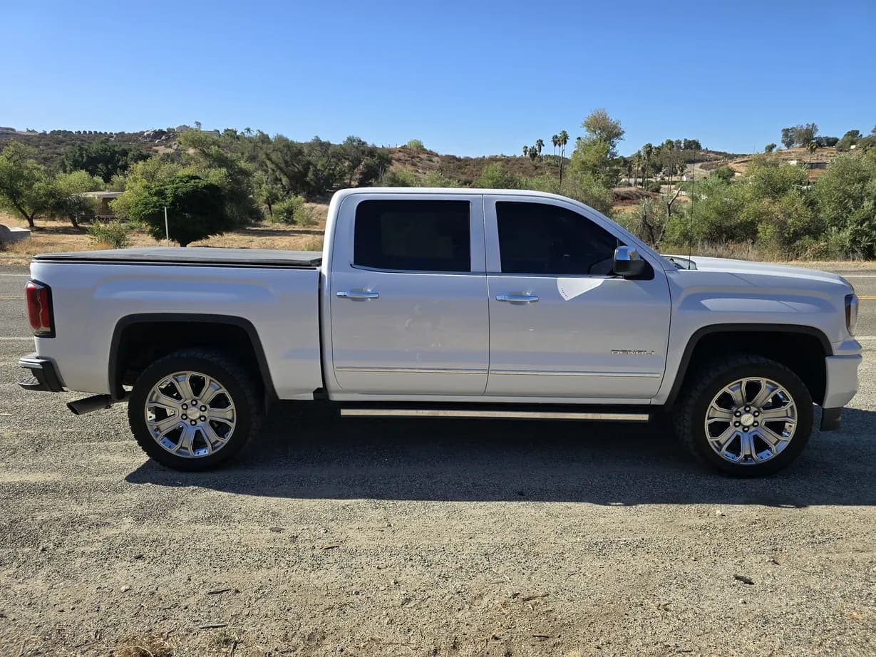 2018 GMC Sierra 1500, view