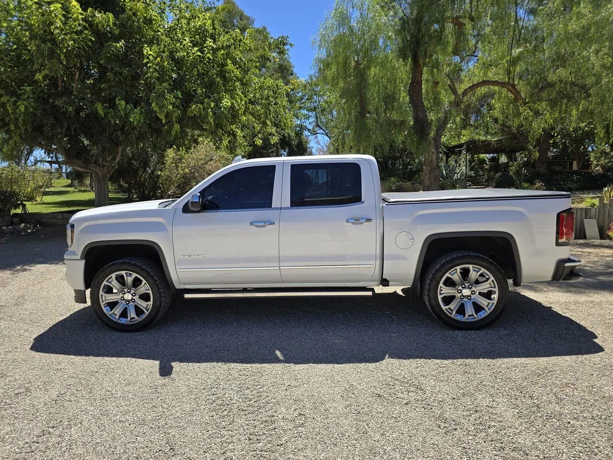 2018 GMC Sierra 1500, view