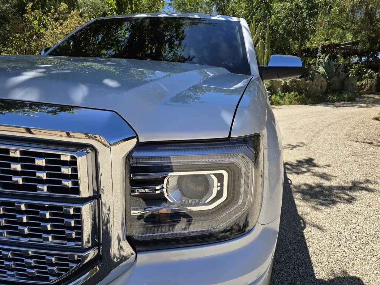 2018 GMC Sierra 1500, view