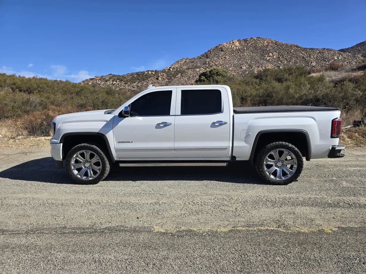 2018 GMC Sierra 1500, view