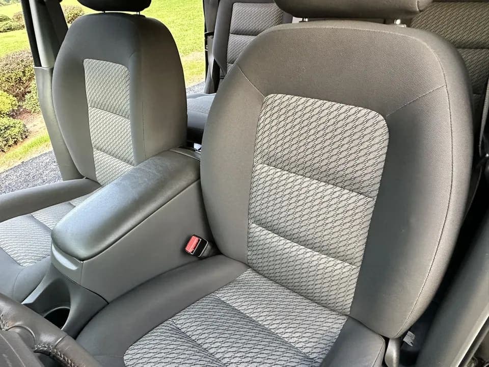2004 Ford Explorer Sport Trac, view