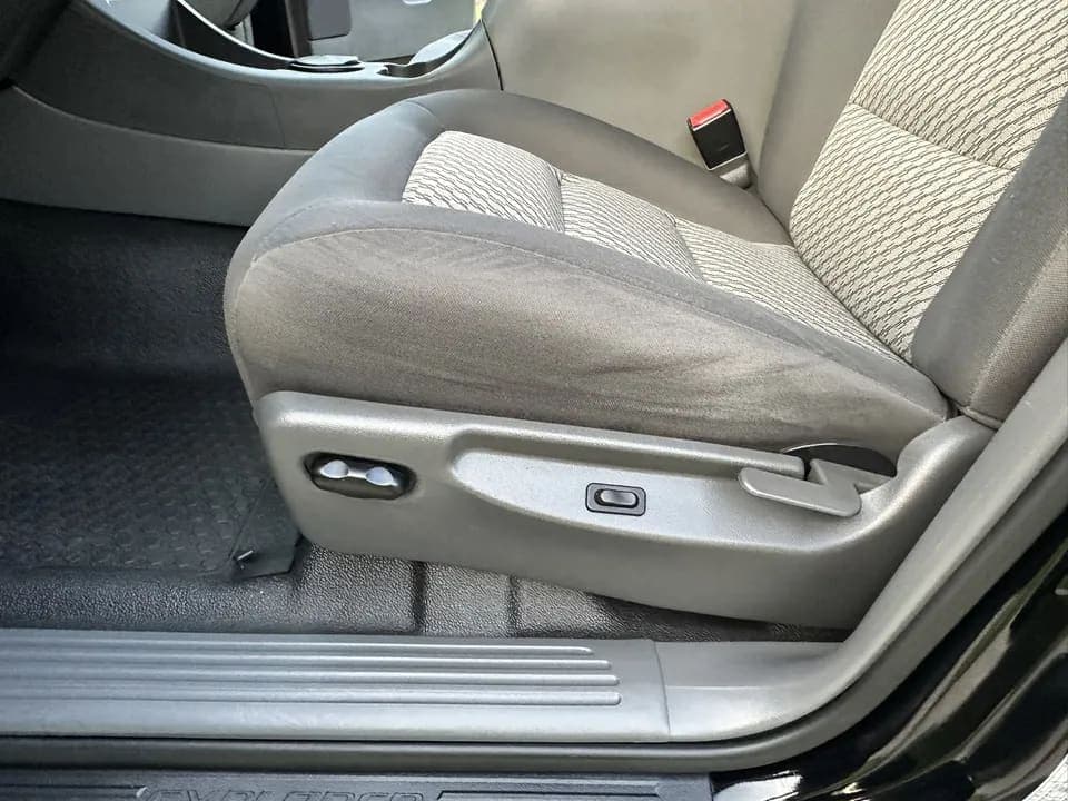 2004 Ford Explorer Sport Trac, view