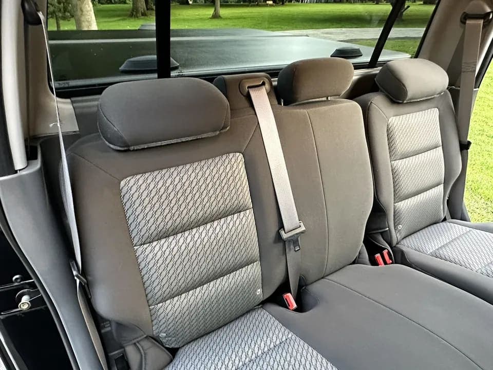 2004 Ford Explorer Sport Trac, view