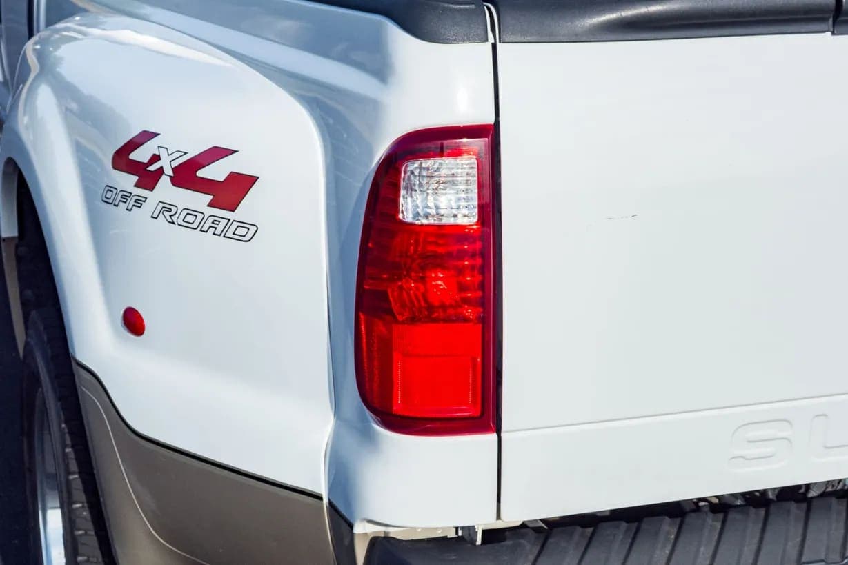 2008 Ford F-450, view