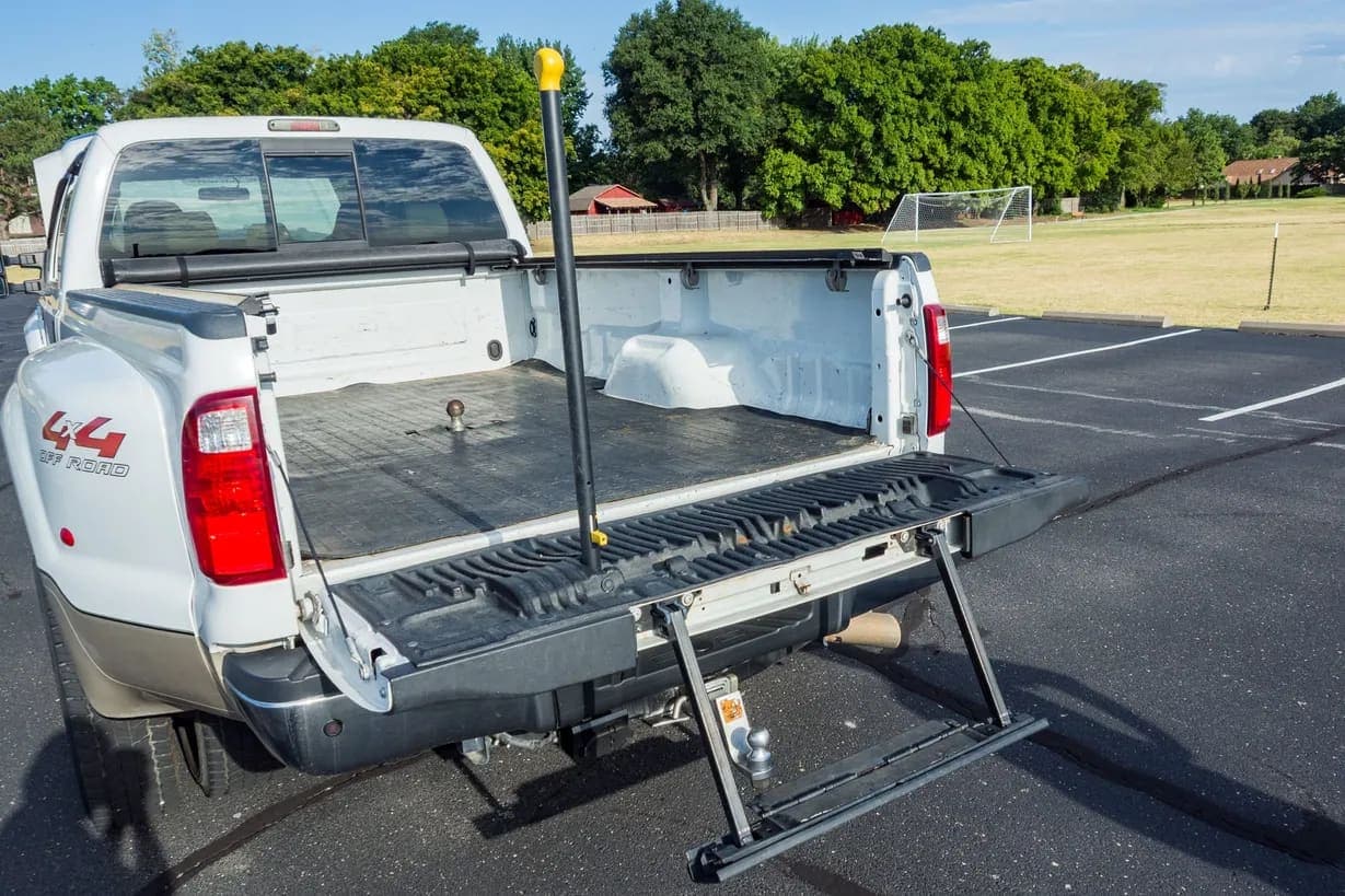 2008 Ford F-450, view