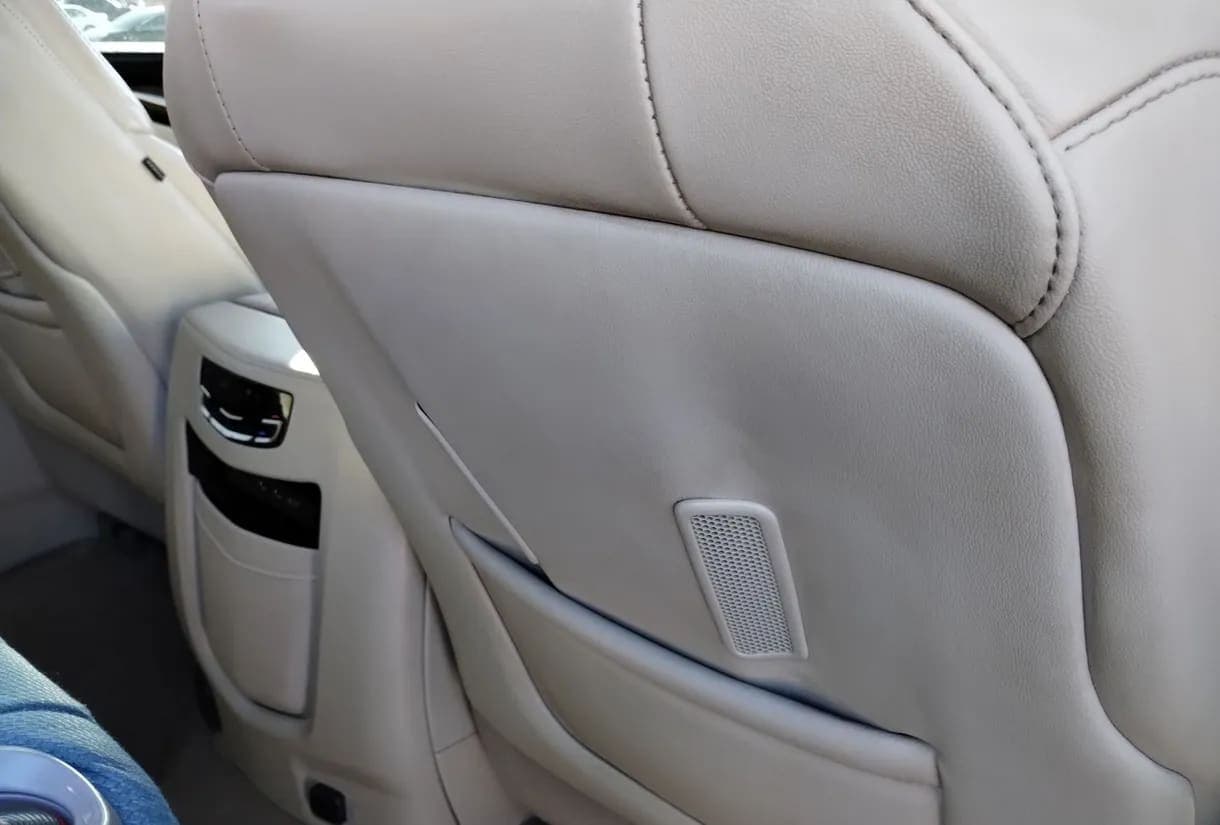 2018 Cadillac Escalade ESV Premium SUV, view
