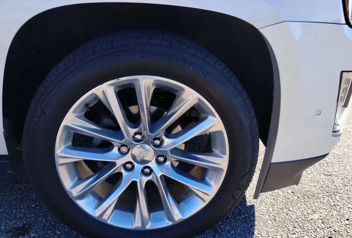 2018 Cadillac Escalade ESV Premium SUV, view