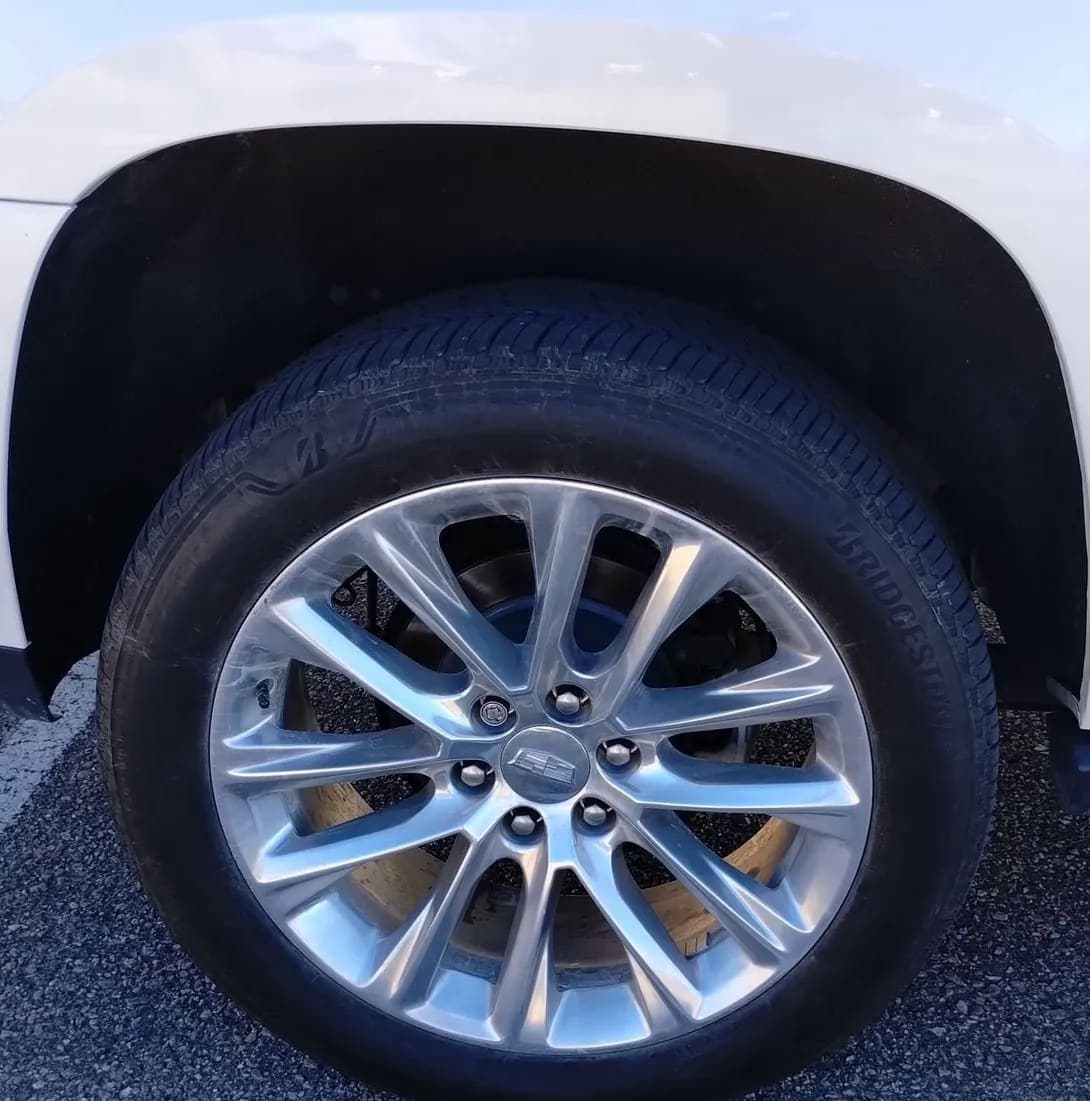 2018 Cadillac Escalade ESV Premium SUV, view