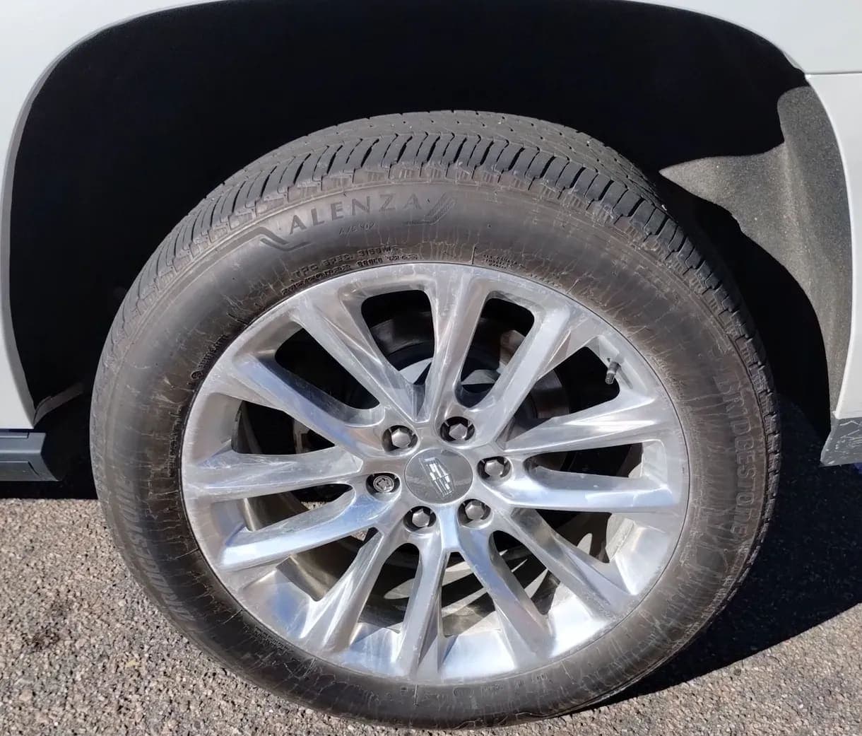 2018 Cadillac Escalade ESV Premium SUV, view