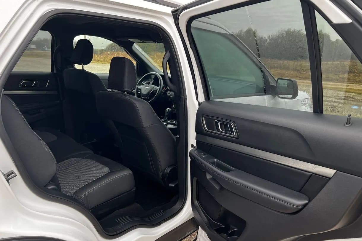 2018 Ford Explorer SUV, view