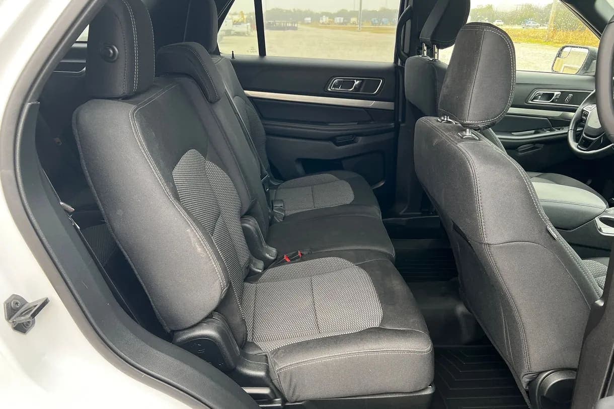 2018 Ford Explorer SUV, view