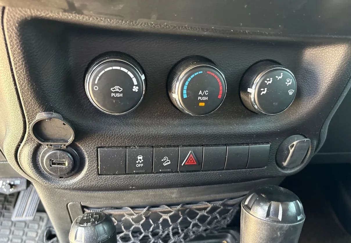 2017 Jeep Wrangler SUV, view