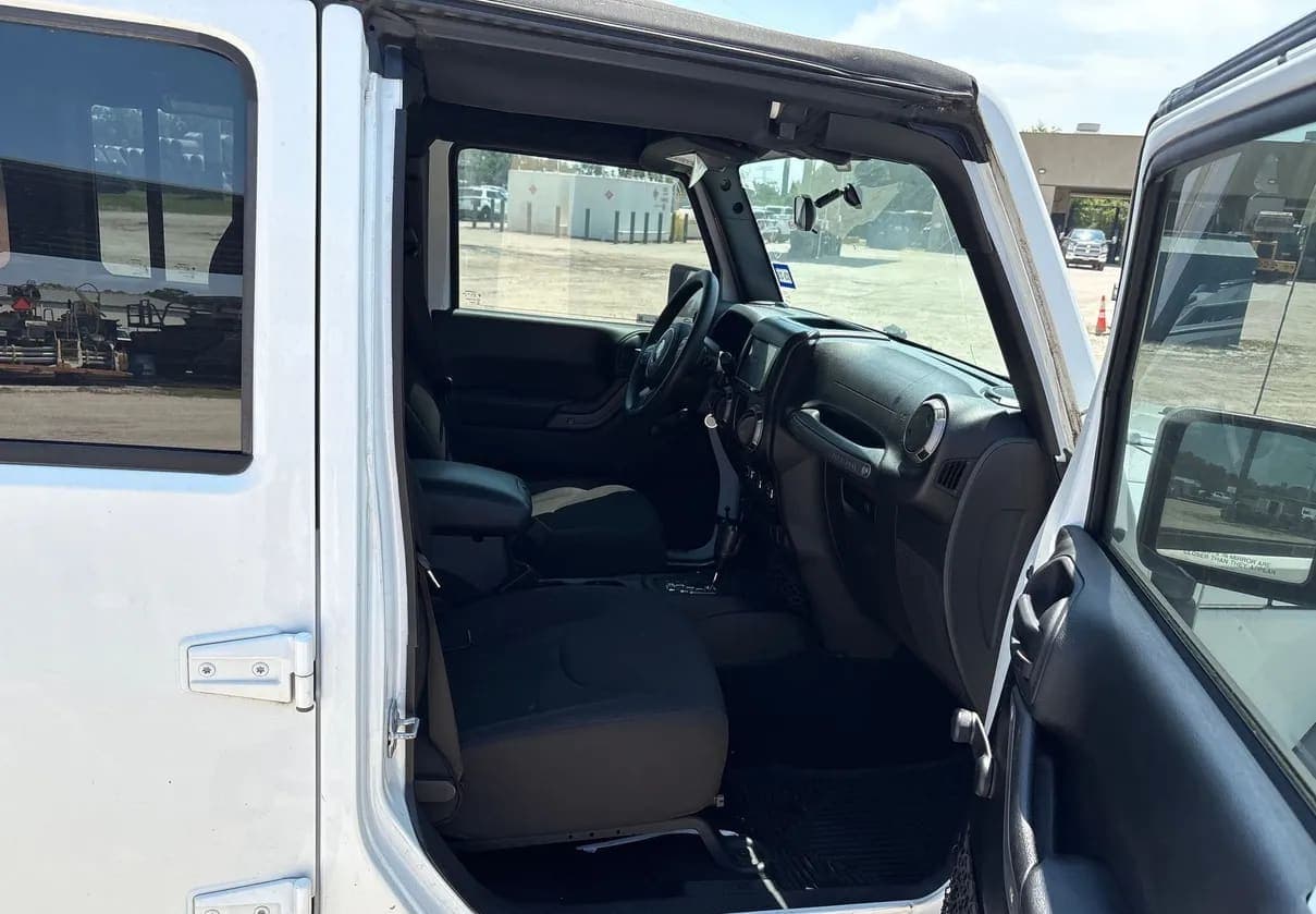 2017 Jeep Wrangler SUV, view