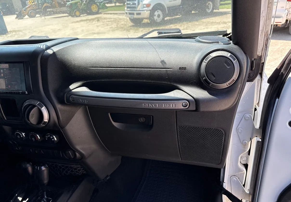 2017 Jeep Wrangler SUV, view