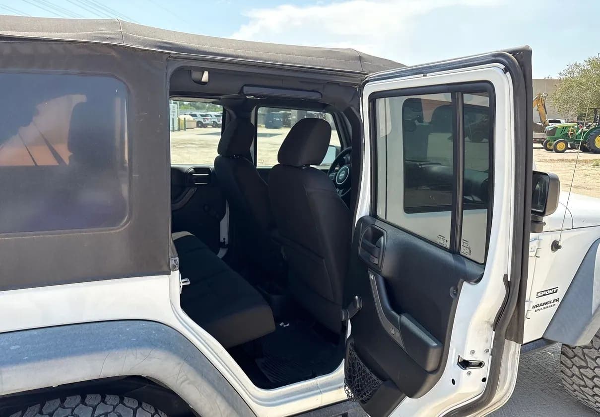 2017 Jeep Wrangler SUV, view