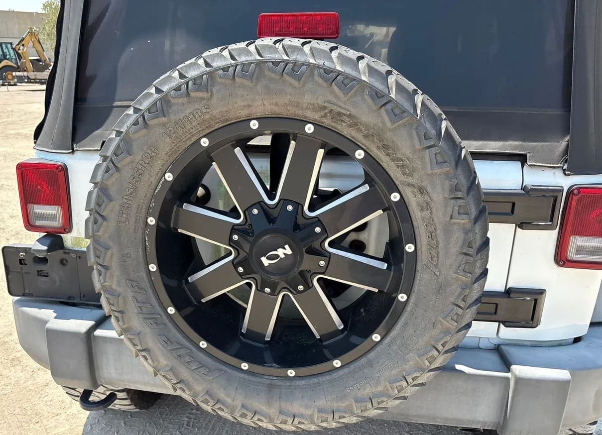 2017 Jeep Wrangler SUV, view