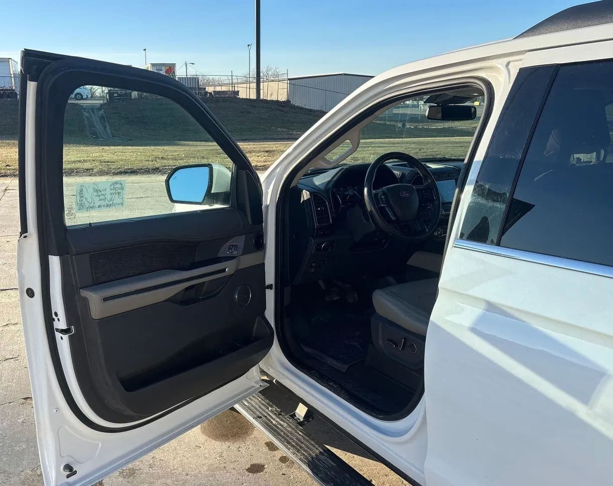 2020 Ford Expedition SUV, view