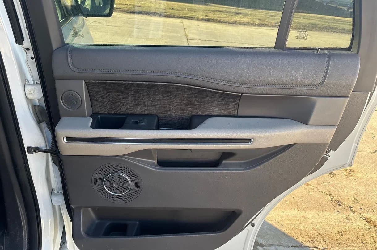2020 Ford Expedition SUV, view