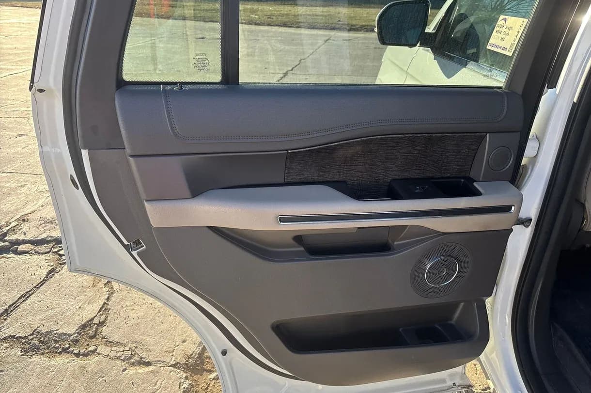 2020 Ford Expedition SUV, view