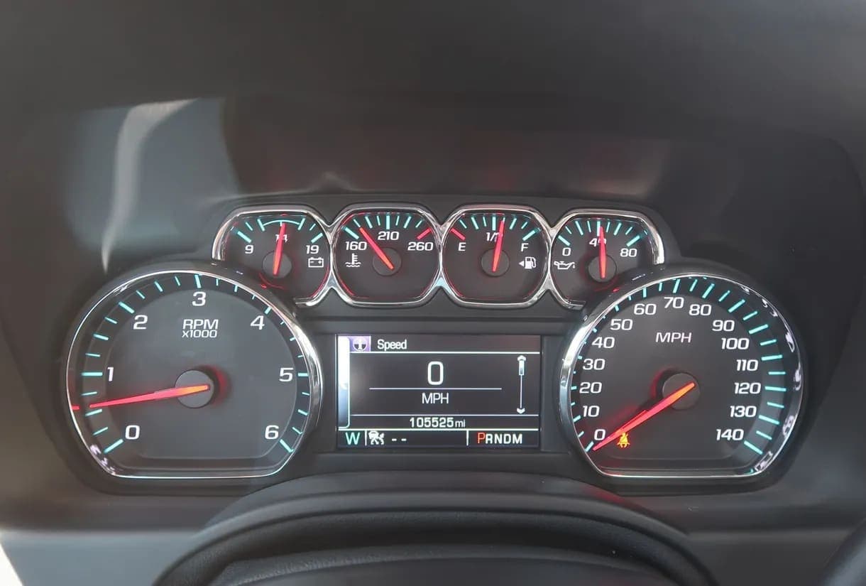 2015 Chevrolet Suburban 1500 LTZ SUV, view